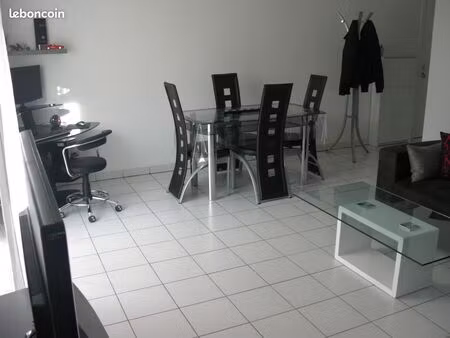 location appartement t2 de 45 m² + balcon – 537 82 cc – muret