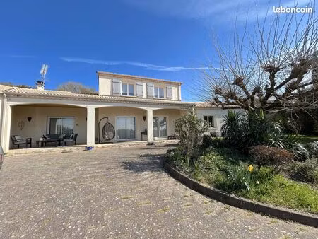 maison 5 pièces 167 m²