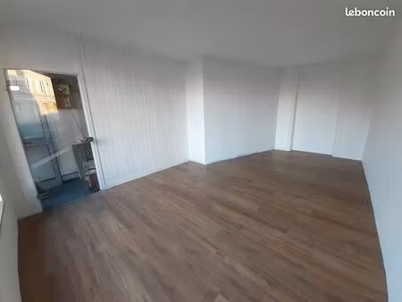 local commercial ou bureau