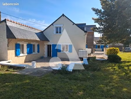 propriété 9 pièces 261 m²