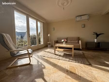 maison 8 pièces 166 m²