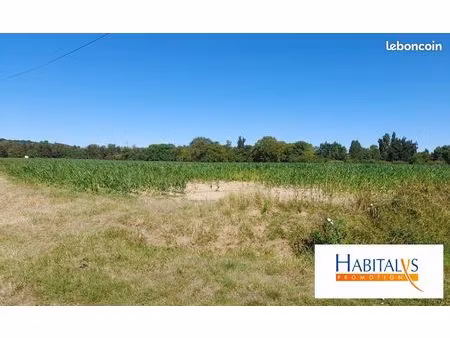 terrain 580 m² damazan