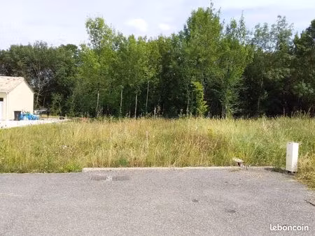 terrain 730 m² villeneuve-sur-lot