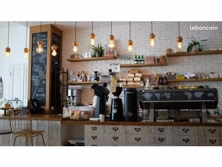 local commercial 151 m²