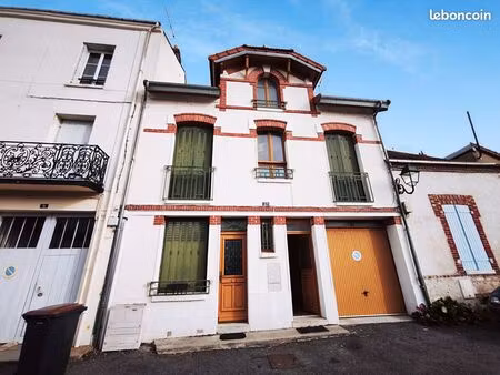 immeuble 7 pièces 125 m²