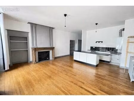 appartement lumineux de 70m2 - ancenis centre