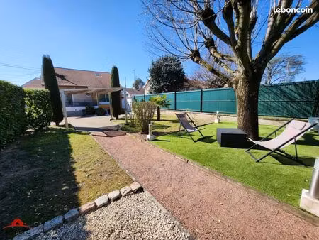 maison de ville 6 pièces 140 m²