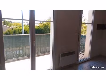 appartement t3 avec grand balcon et parking