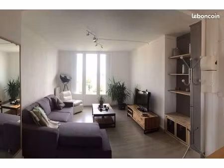 a louer t3 lumineux à montpellier sud (tram restanque)