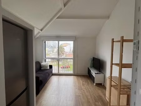 t2 rénové de 27 m² à talence – à 5 min de peixotto