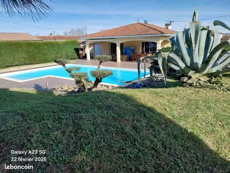 maison de plein pied – 6 pièces – jardin-piscine