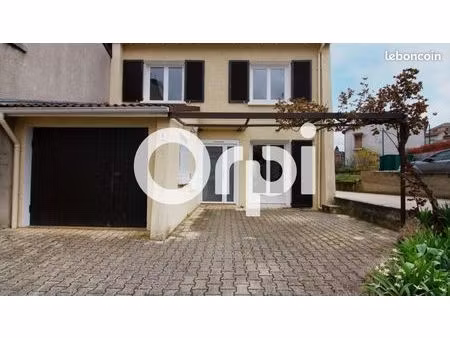 maison 5 pièces 102 m²