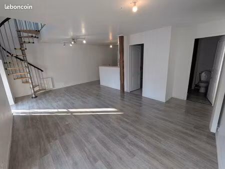 appartement – 3 pièces - 83m² - puiseaux