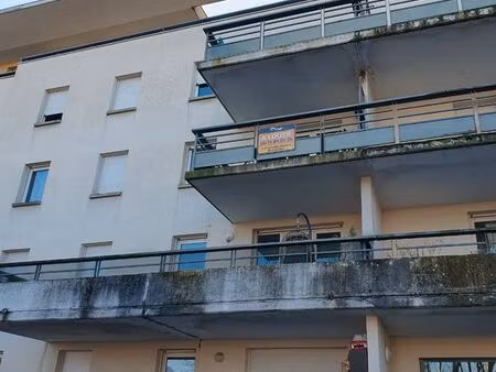 loue f2 échirolles commanderie