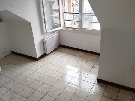 grand studio lumineux