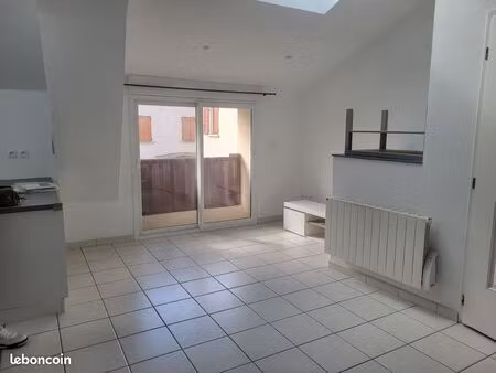 appartement saint etienne de saint geoirs 2 pièce(s) 39 m2