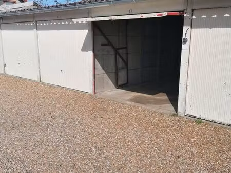 box stockage - parking montargis