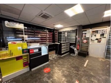 local à louer de 100m2