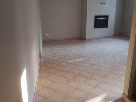 maison deux chambres avec jardin centre meung