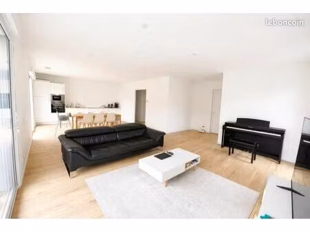 maison 116m2 plain pied  4 chambres avec jardin