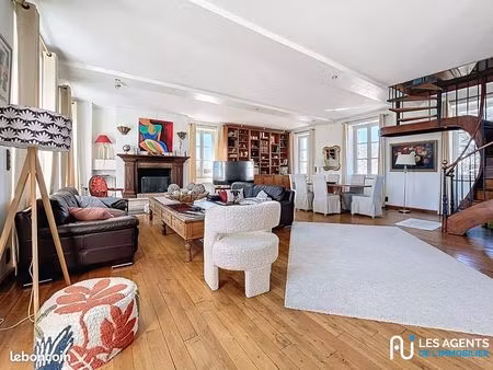 appartement 4 pièces 181 m²