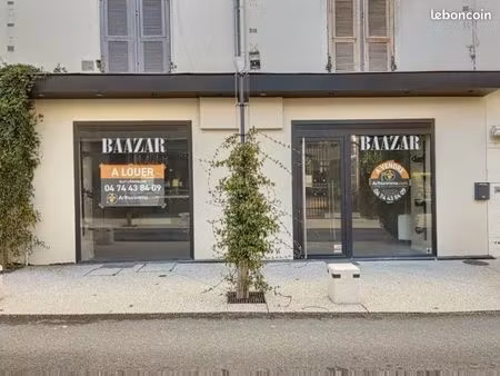 local commercial  prêt-à-porter 87 m² bourgoin-jallieu