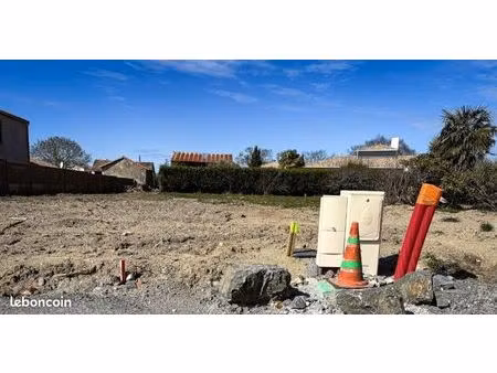 terrain 360 m² saint hilaire de chaleons