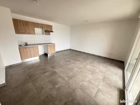 appartement 3 pièces 64 m²