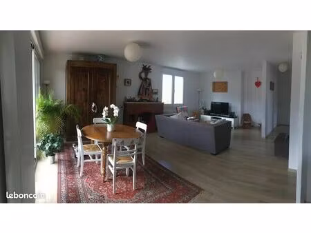 particulier vends maison de 130m² avec jardin dans le centre de caudéran (agences s'absten