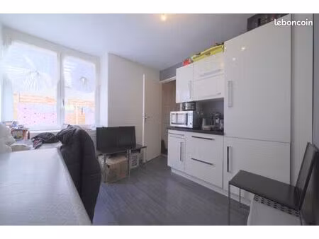 appartement t3 triplex – centre-ville saint-étienne – 94 950