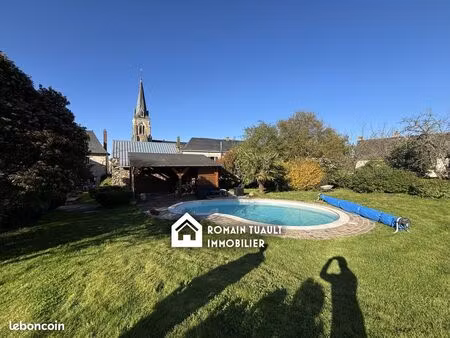 maison 7 pièces 198 m²