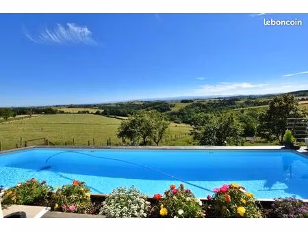 ferme 4 pièces 200 m²