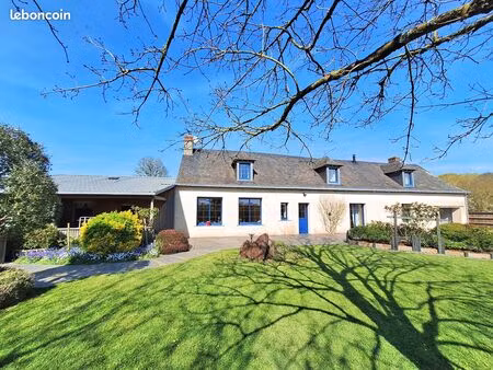 maison 8 pièces 242 m²