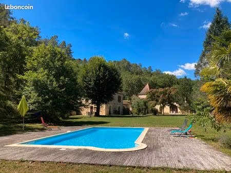 magnifique propriété prayssac avec 3 gites