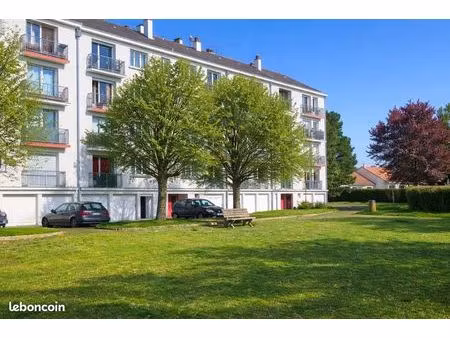appartement 2 pièces de 45 m² proche église saint paul
