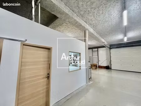 local d'activité 190 m²