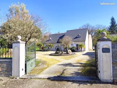 propriété 10 pièces 216 m²