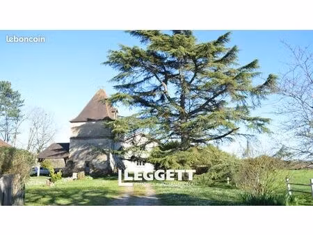 maison 10 pièces 307 m²