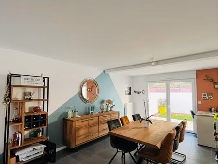 au calme et en bord de mayenne - 3 chambres