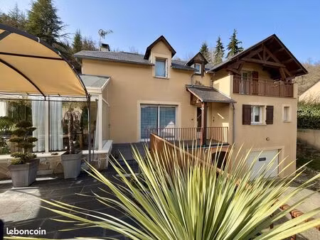 villa 4 pièces 136 m²