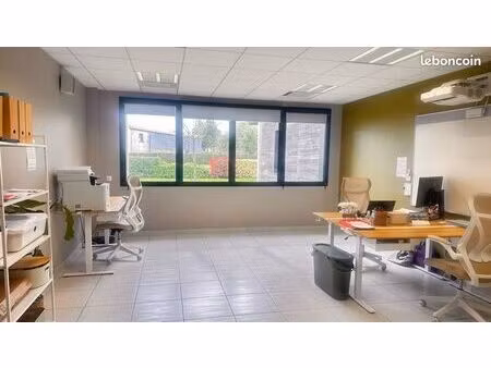 bureau lumineux sur cholet