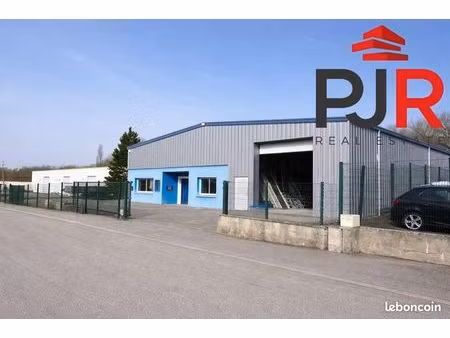local 985 m² messein