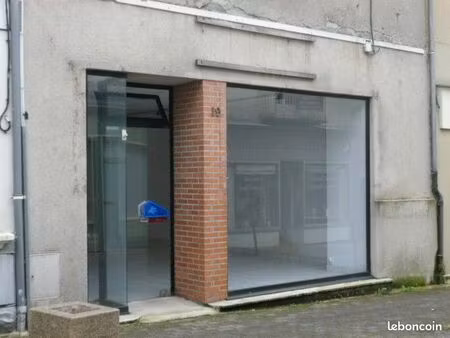 murs commerciaux 140 m² local commercial