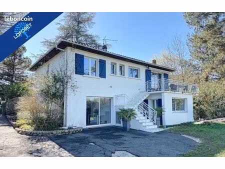 maison 6 pièces 162 m²