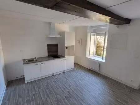 53 m² – la pommeraye (49620) –