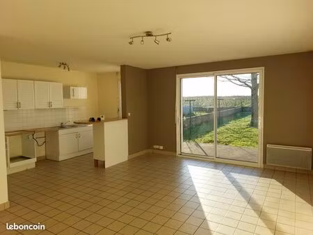 maison avec jardin et garage