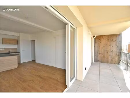 appartement 3 pièces 61 m²