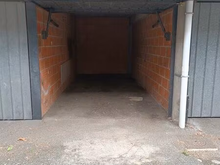 garage / box 14 m2 colomiers