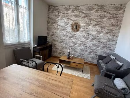 t2 entièrement meublé