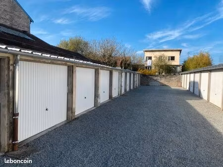 garages/boxs à louer